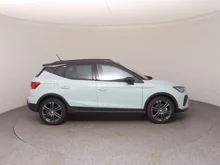SEAT Arona FR 1.0 TSI in Oniric-Grau Dach Nacht-Schwarz