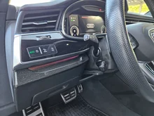 Audi Q8 55 TFSI e quattro in daytonagrau perleffekt