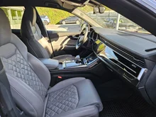 Audi Q8 55 TFSI e quattro in daytonagrau perleffekt
