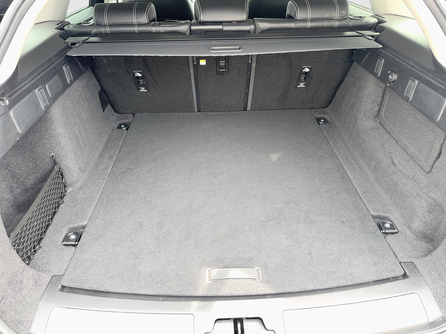 Land Rover Range Rover Velar D240 Allrad S Aut. | Bild 21 von 24