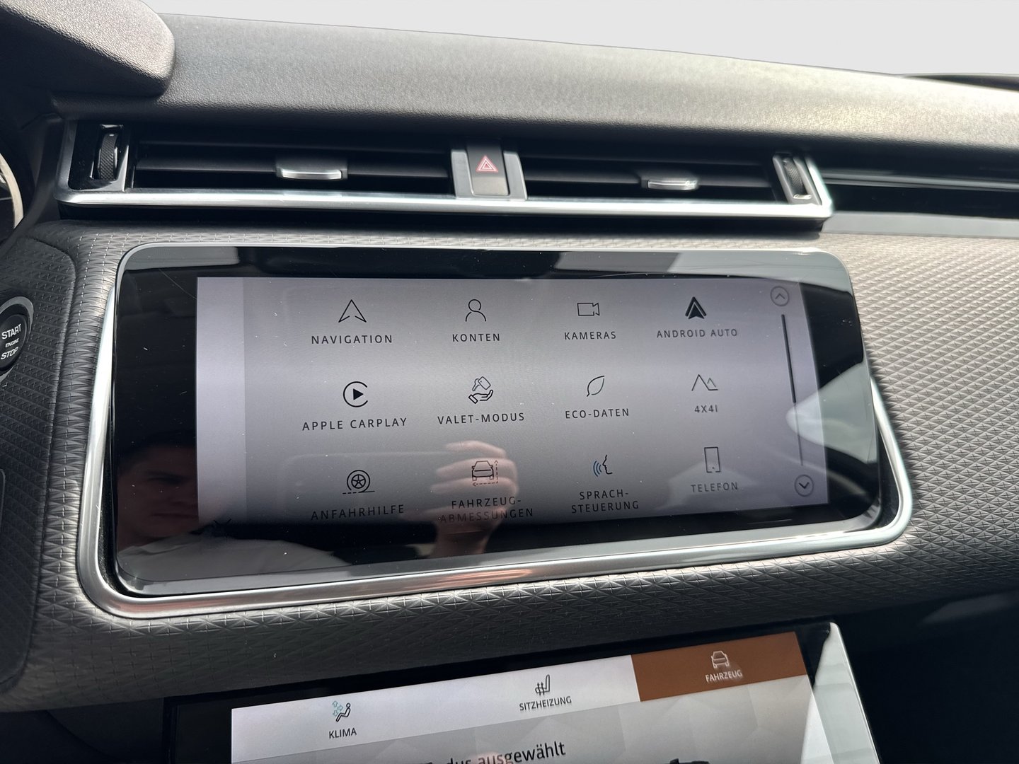 Land Rover Range Rover Velar D240 Allrad S Aut. | Bild 16 von 24