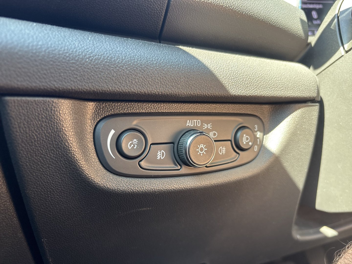 Opel Insignia ST 1,5 CDTI DVH Edition | Bild 9 von 18