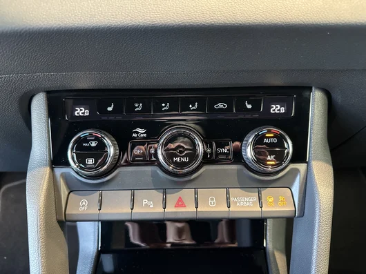 Bild eines Karoq Sportline TSI DSG ACT