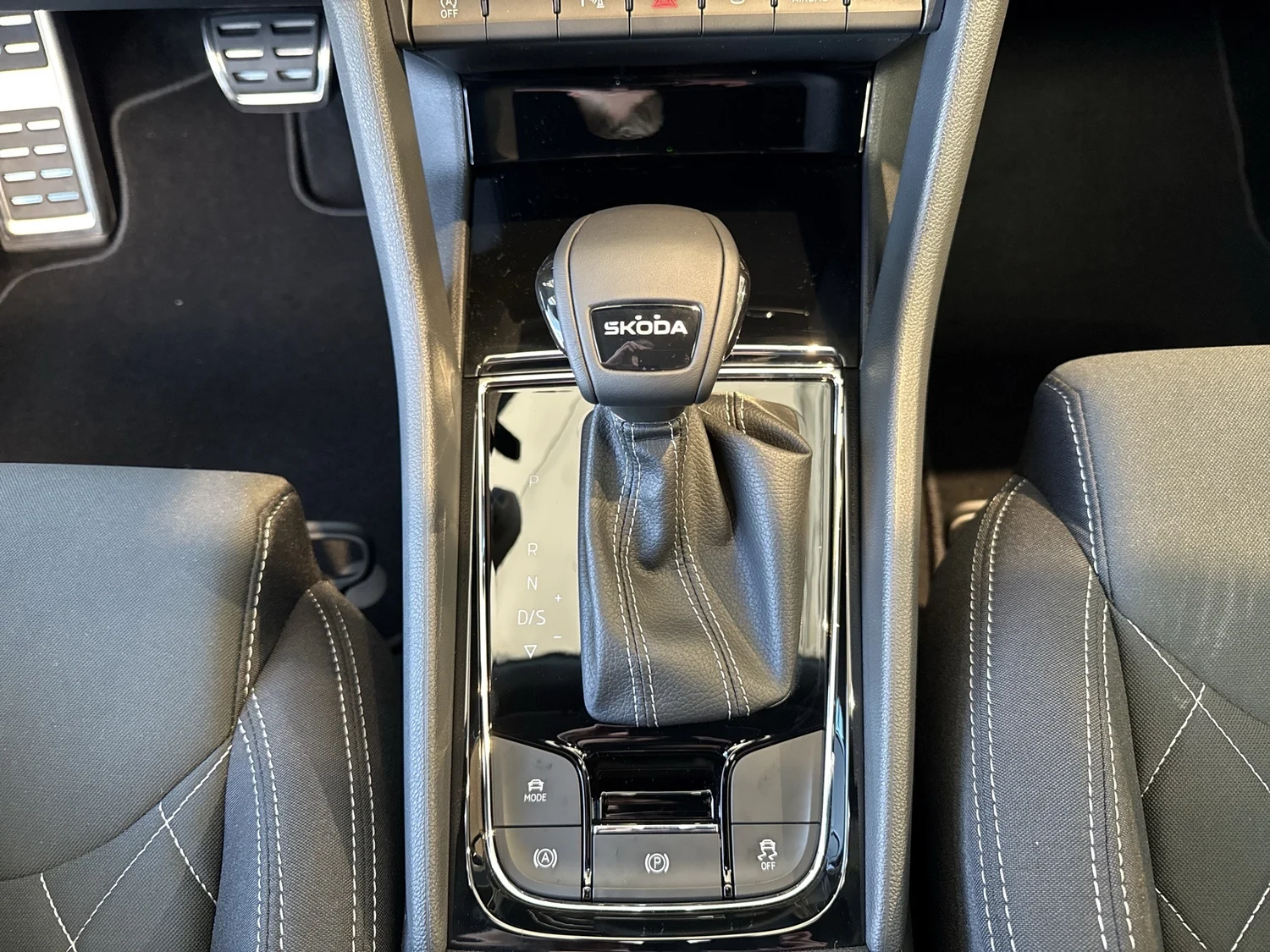 Bild eines Karoq Sportline TSI DSG ACT