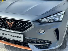 CUPRA Formentor VZ e-HYBRID 245 PS DSG in Magnet-Grau MATT