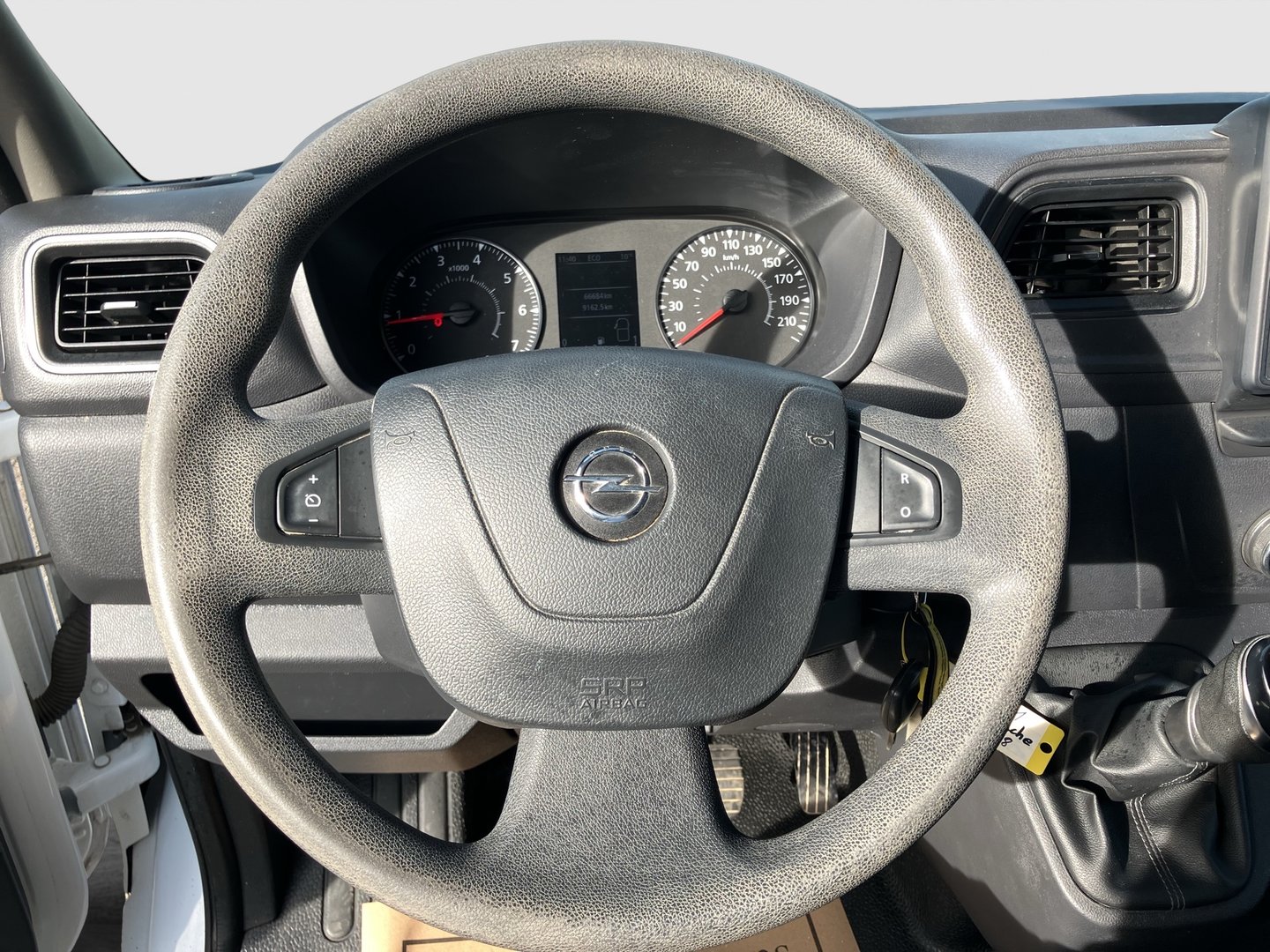 Opel Movano L2H1 2,3 TurboD 3,5t | Bild 10 von 22