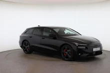 Audi S6 Avant e-tron in Mythosschwarz Metallic