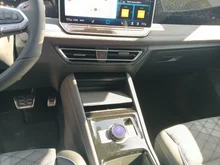 VW Tiguan R-Line TDI 4MOTION DSG in Delfingrau Metallic