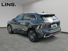 VW Tiguan R-Line TDI 4MOTION DSG in Delfingrau Metallic