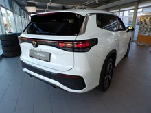 VW Tayron Friends TDI DSG in Pure White