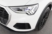 Audi Q3 35 TDI quattro intense in Ibisweiß