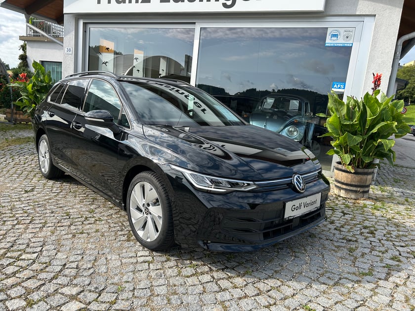 VW Golf Variant Business mHeV TSI DSG