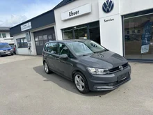 VW Touran Trendline BMT TSI in 5K Uranograu