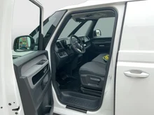VW ID Buzz ID. Buzz Cargo Pure Entry 140 kW in Candy Weiß