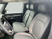 VW ID Buzz ID. Buzz Cargo Pure Entry 140 kW in Candy Weiß