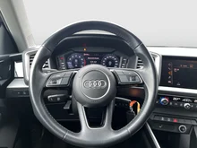 Thumbnail-Foto von Fahrzeug