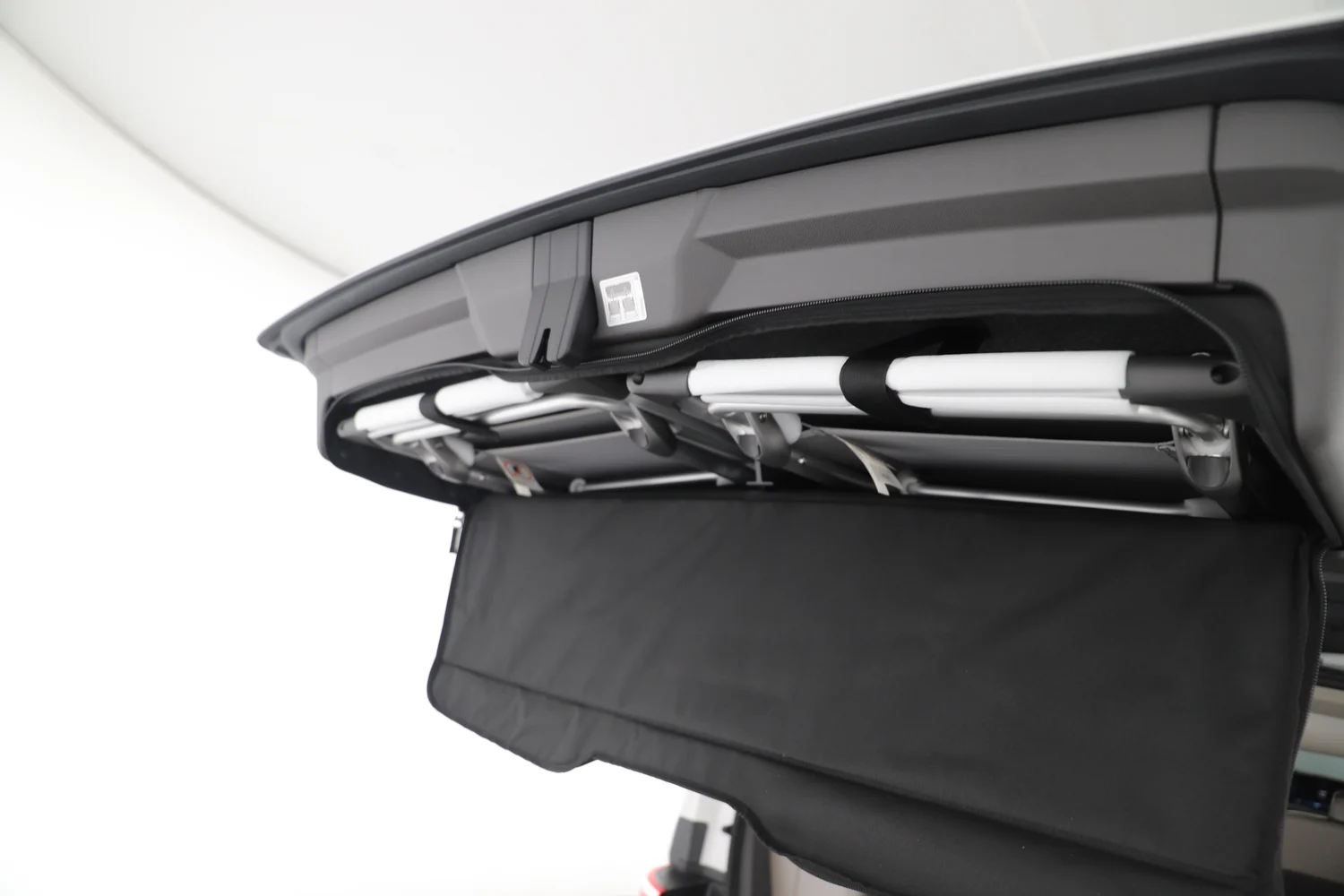 Bild eines VW California Ocean eHybrid 180 kW 4M