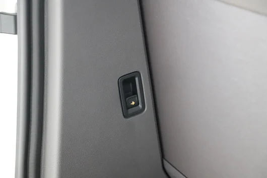 Bild eines VW California Ocean eHybrid 180 kW 4M