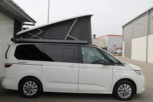 Bild eines VW California Ocean eHybrid 180 kW 4M