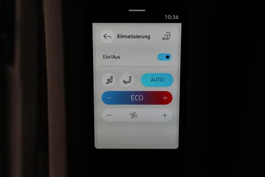 Bild eines VW California Ocean eHybrid 180 kW 4M