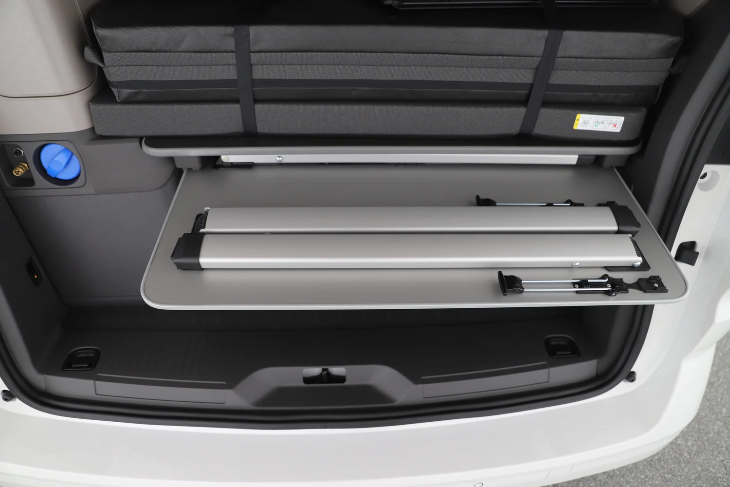 Bild eines VW California Ocean eHybrid 180 kW 4M