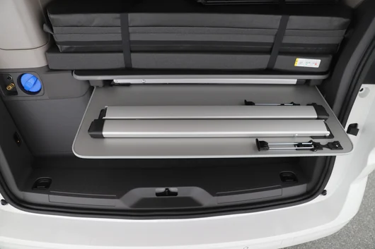 Bild eines VW California Ocean eHybrid 180 kW 4M