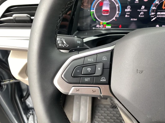 Bild eines VW California Ocean eHybrid 180 kW 4M