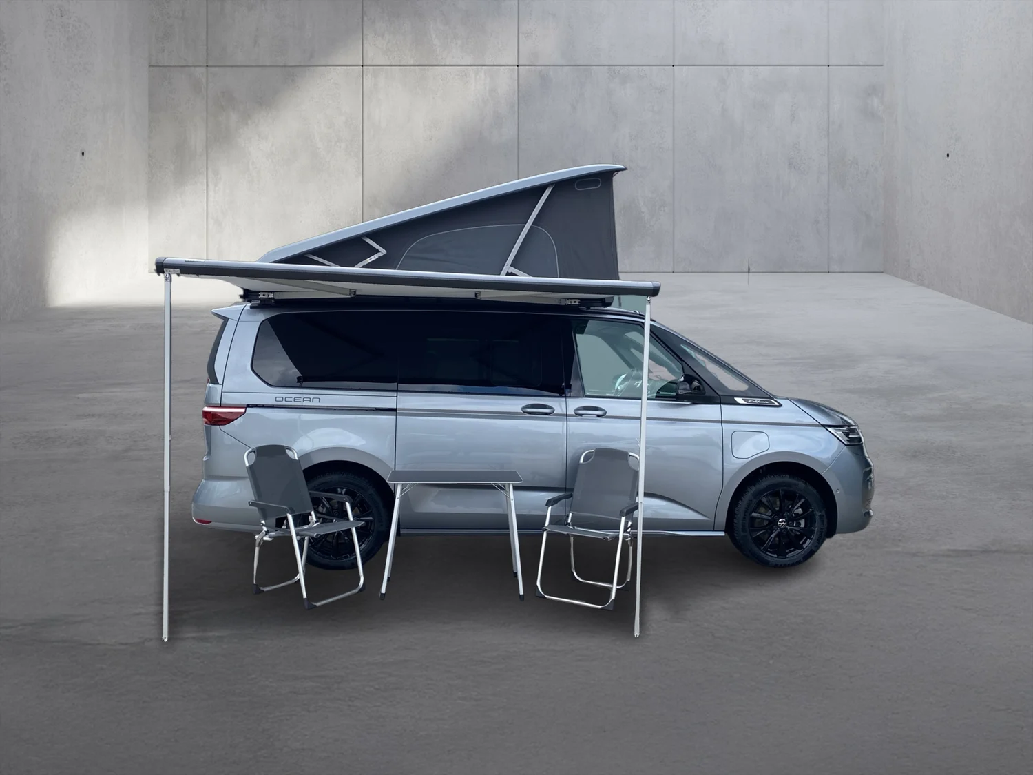 Bild eines VW California Ocean eHybrid 180 kW 4M