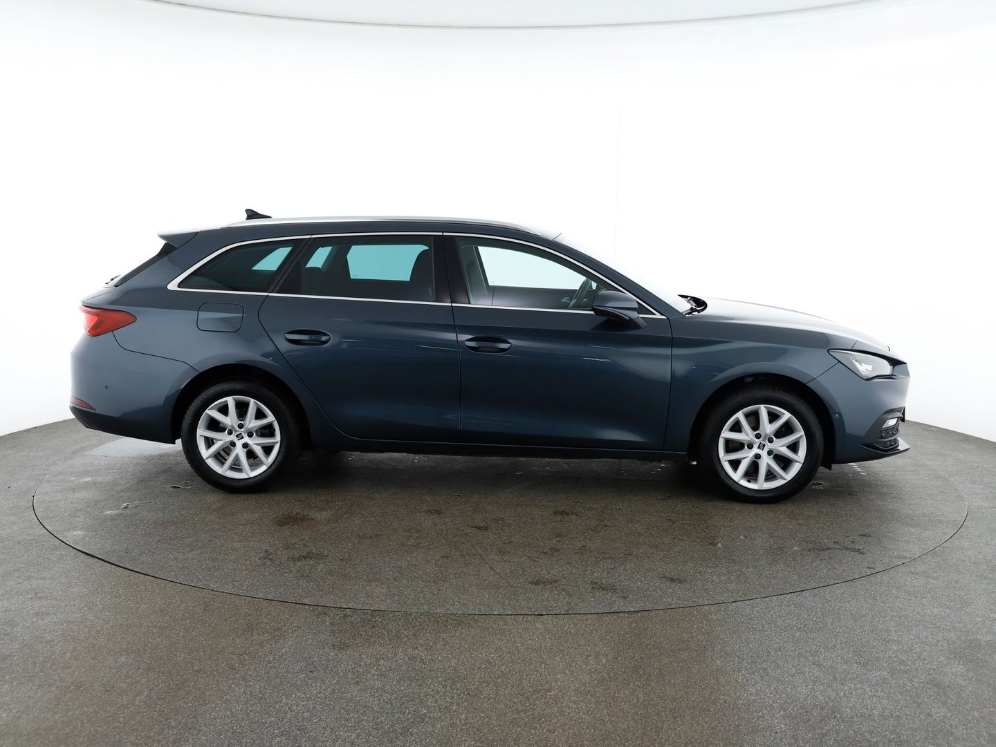 SEAT Leon SP Kombi Style 2.0 TDI DSG | Bild 8 von 28