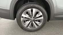 Škoda Kodiaq Selection TSI mHEV DSG in Smokey Diamond-Silber Metallic