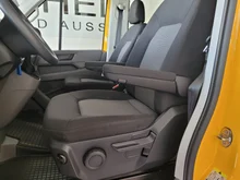VW Crafter 35 Doka-Pritsche L4 TDI 4MOTION in rapsgelb