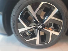 VW ID.3 Neo Life 125 kW - 50 kWh in Grenadillschwarz Metallic