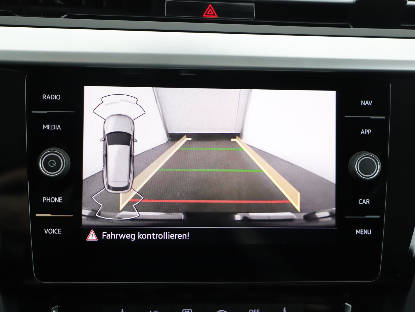 VW Arteon SB Elegance TDI DSG | Bild 21 von 29