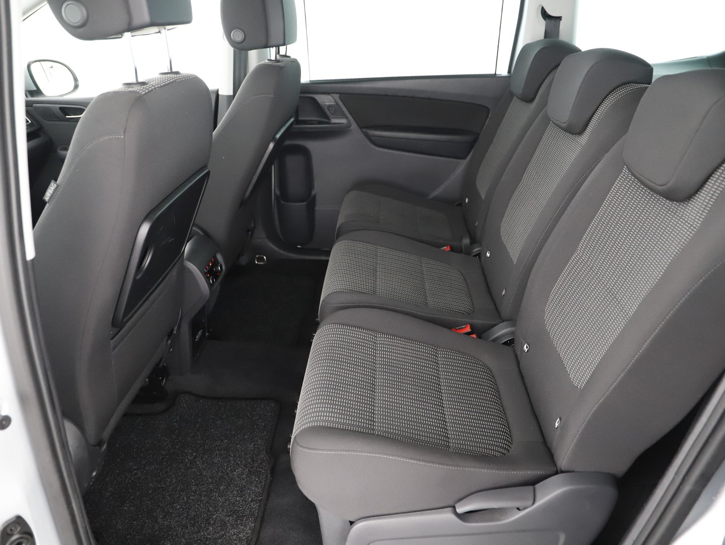 SEAT Alhambra Executive TSI DSG | Bild 9 von 13
