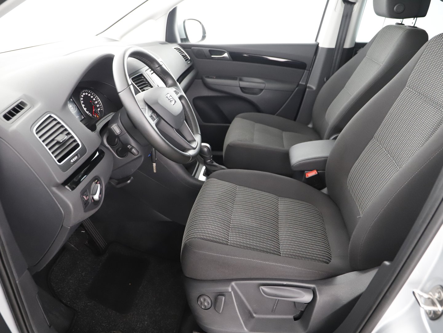 SEAT Alhambra Executive TSI DSG | Bild 3 von 13