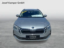 Škoda Octavia Combi Selection TDI DSG in Smokey Diamond-Silber Metallic