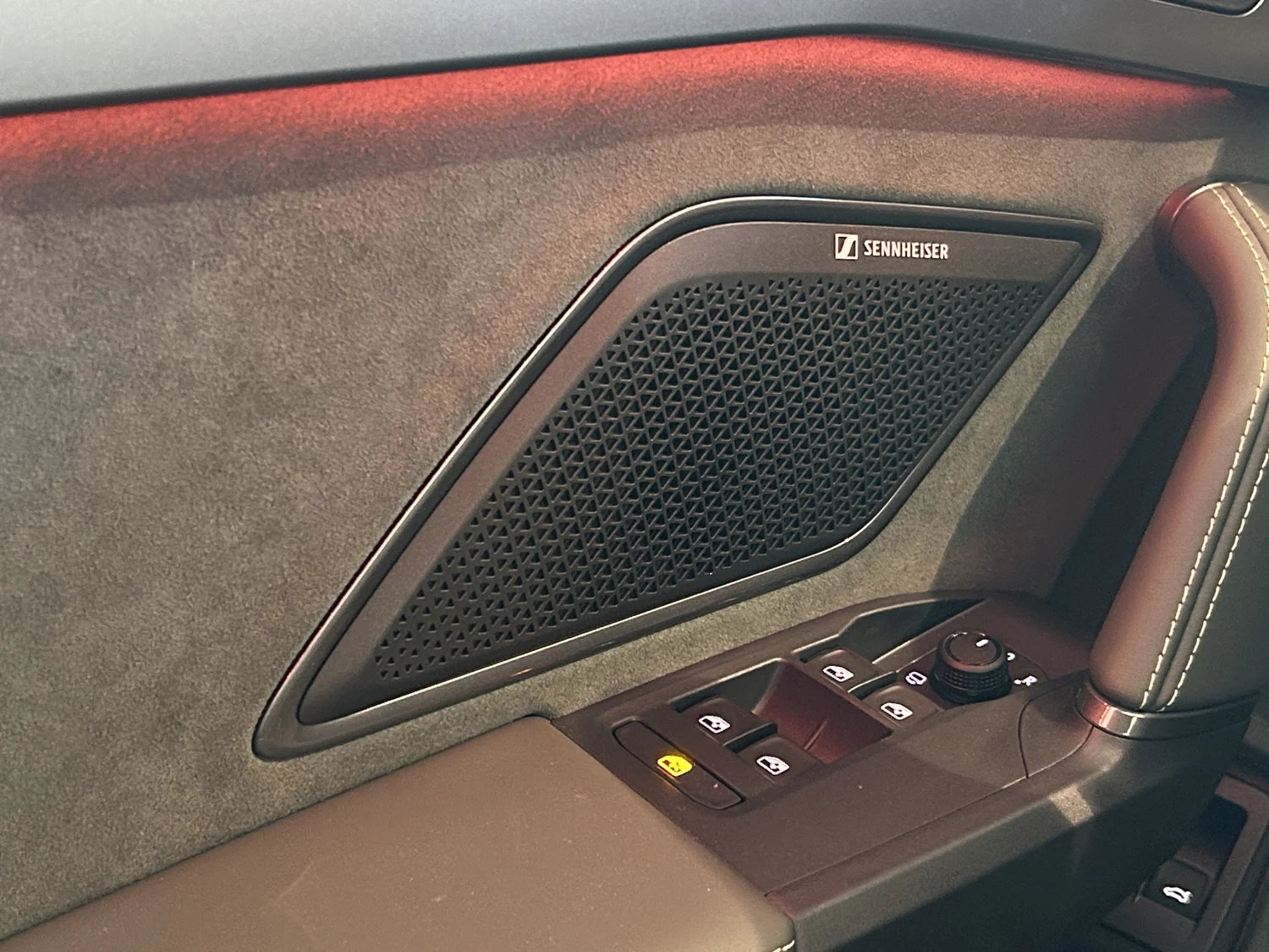 Bild eines Leon SP Kombi TRIBE e-HYBRID 150/204