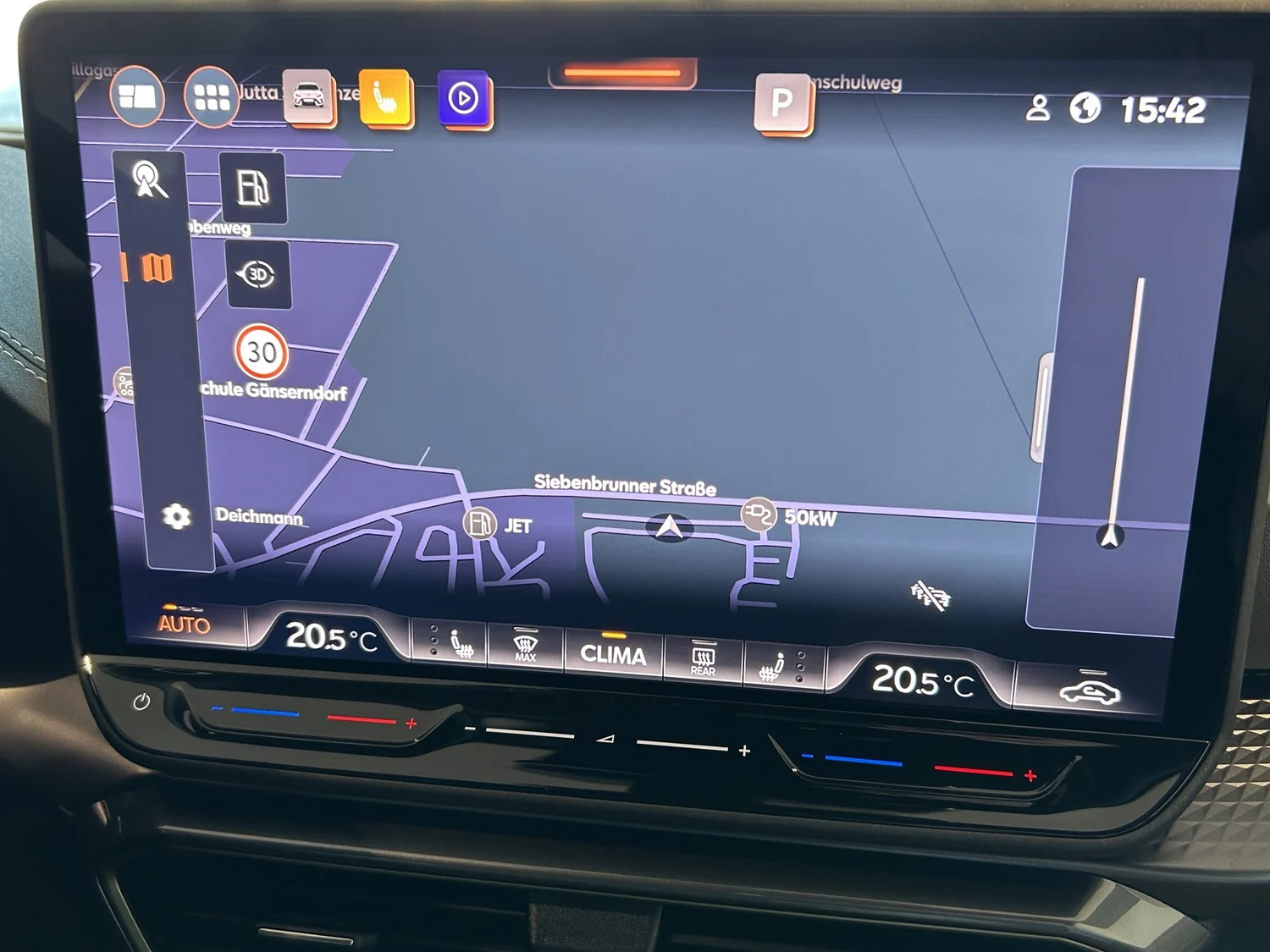 Bild eines Leon SP Kombi TRIBE e-HYBRID 150/204