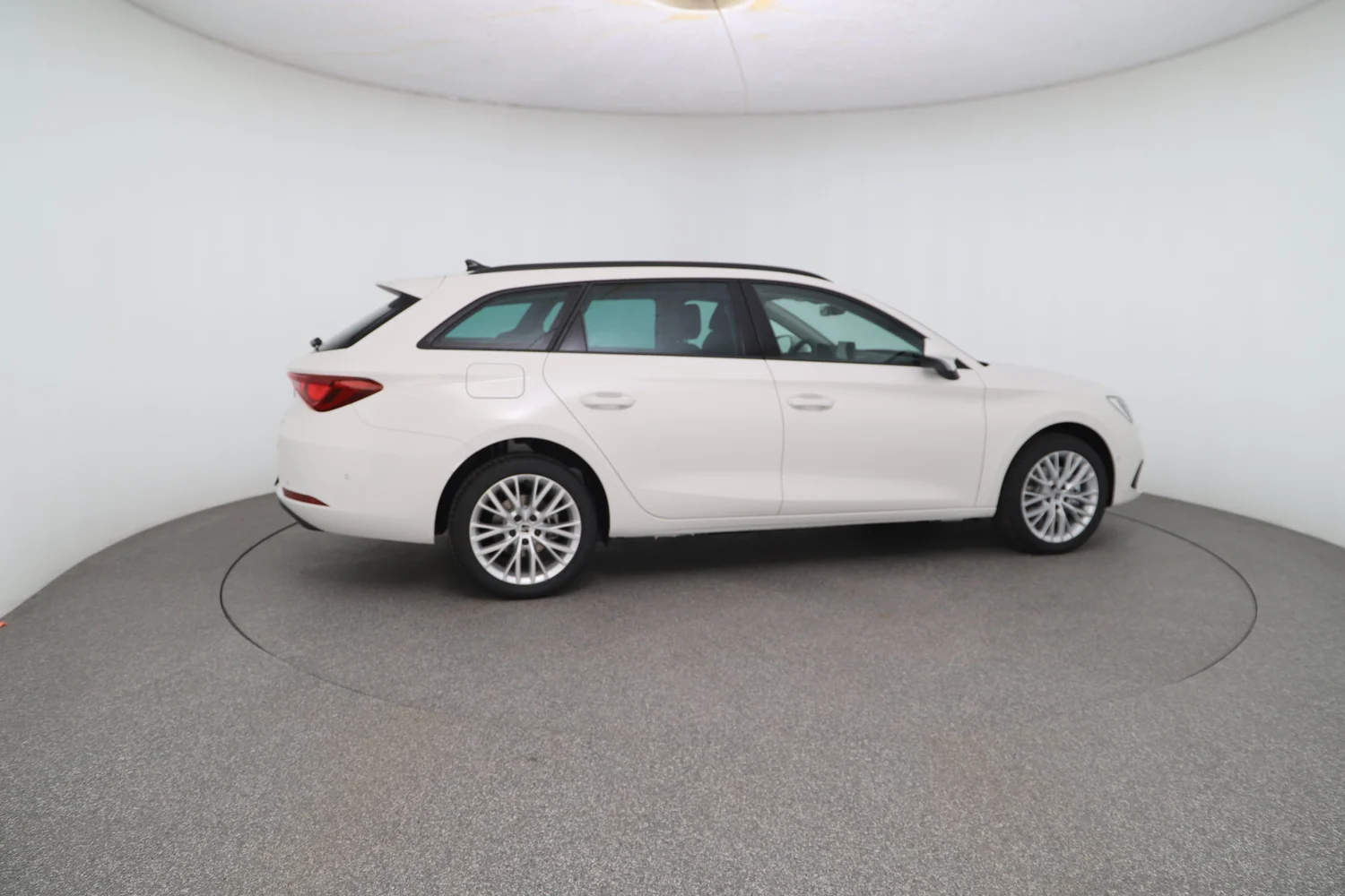 Bild eines SEAT Leon SP Kombi Style e-HYBRID 150/204 DSG