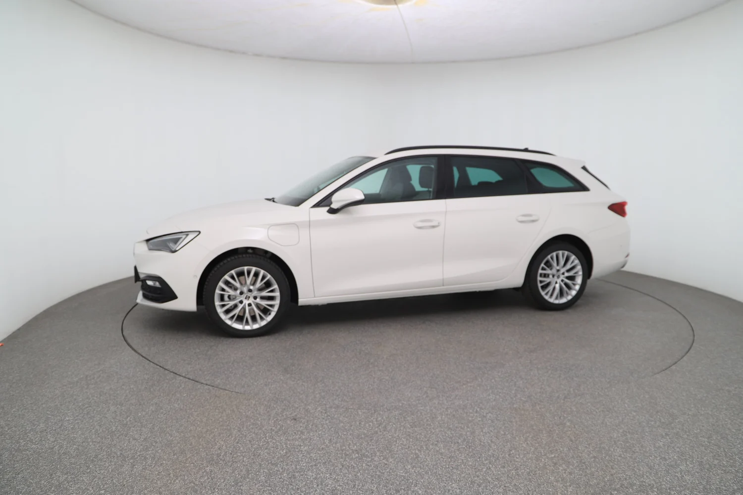 Bild eines SEAT Leon SP Kombi Style e-HYBRID 150/204 DSG