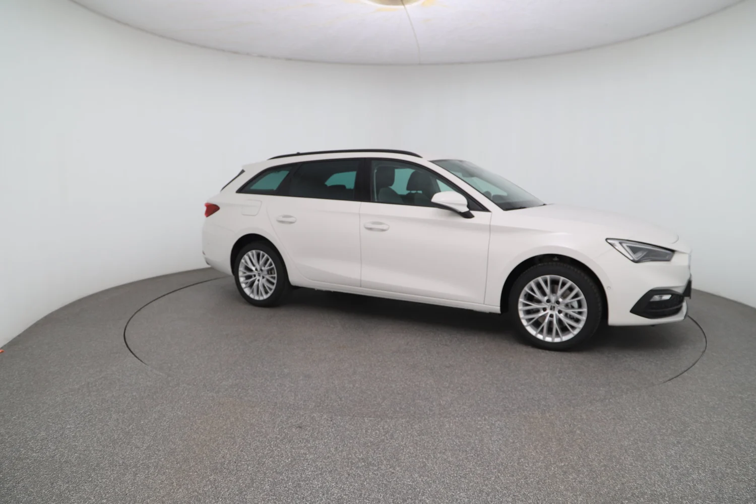 Bild eines SEAT Leon SP Kombi Style e-HYBRID 150/204 DSG