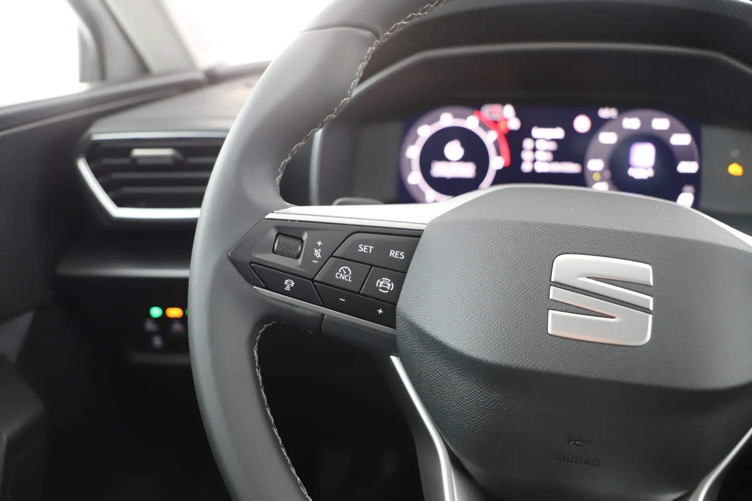 Bild eines SEAT Leon SP Kombi Style e-HYBRID 150/204 DSG