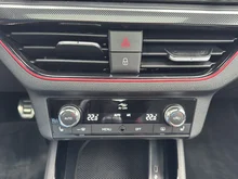 Škoda Kamiq MONTE CARLO TSI in Black-Magic Perleffekt