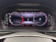 Škoda Kamiq MONTE CARLO TSI in Black-Magic Perleffekt