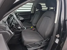 Audi Q3 35 TDI quattro S line exterieur in Mythosschwarz Metallic