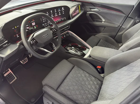 Bild eines Audi Q5 SUV TDI quattro 150 kW
