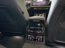 Audi A6 Avant e-hybrid quattro 220 kW in Mitternachtsgrün Metallic
