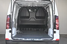 VW Kastenwagen e-Transporter Kastenwagen 100 kW in Clear White