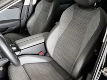 Škoda Superb Combi Selection TDI DSG in Ebony-Schwarz Metallic