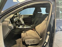 Audi A6 Avant 40 TDI quattro Sport in dunkelblau - metallic